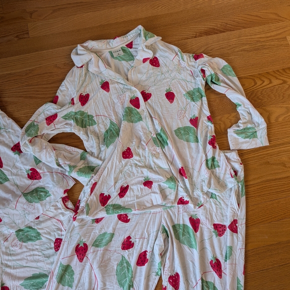 Cool Nights Four Piece Pajama Set - Picture 8 of 8